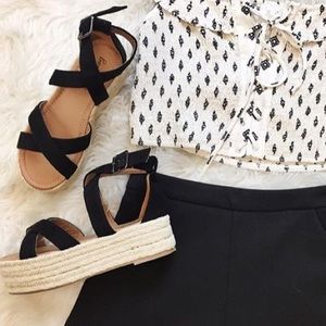 Espadrilles platform shoes